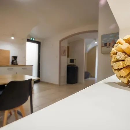 Le Cocon Voute, Air-conditioned * سان لورون ديز آربر